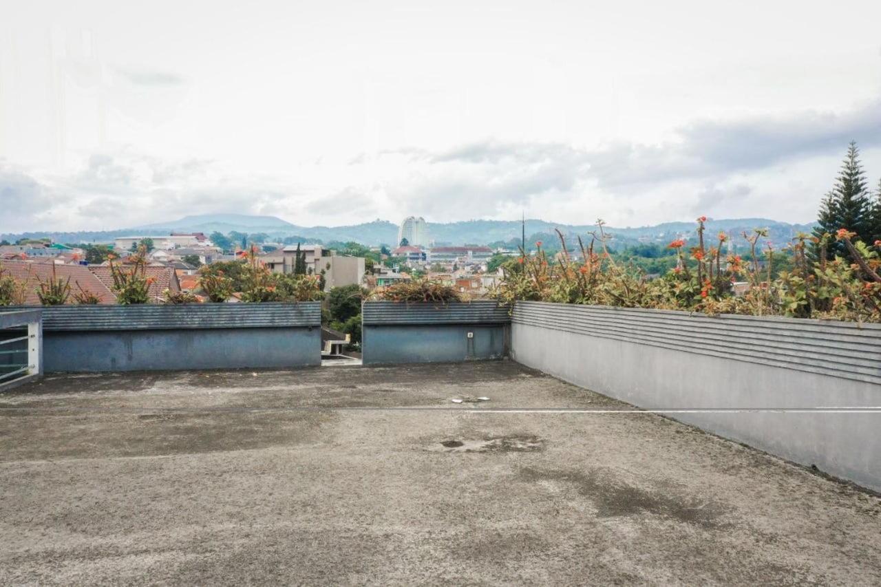 Asrama Rooftop Tubagus Ismail